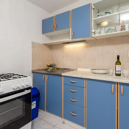 1 Bedroom Lovely In * Starigrad (Kvarner)